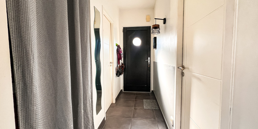 maison à ST JULIEN EN BORN (40170)